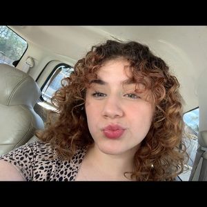 Meet your Posher, Lupe